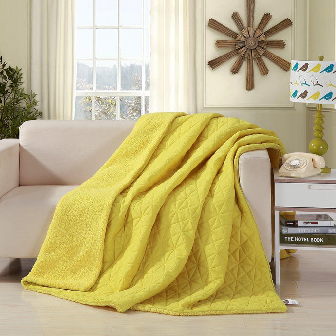 DaDa Bedding Reversible Sunny Yellow Quilt Throw Blanket