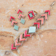 Load image into Gallery viewer, Green Turquoise and Coral Tapestry Golden Link Bracelet