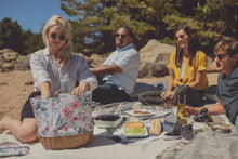 Load image into Gallery viewer, Promenade Picnic Basket