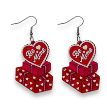 Load image into Gallery viewer, Valentine's Happy Mail Earrings by 50's Vintage Dame x Lipstick &amp; Chrome