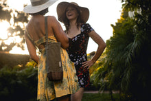 Load image into Gallery viewer, Malbec Insulated Canvas and Willow Wine Bottle Basket