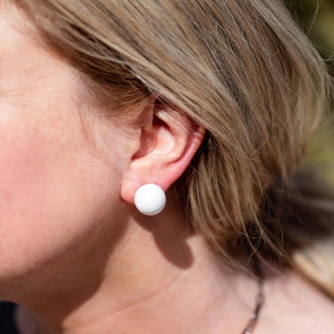 White Retro Button Stud Earrings